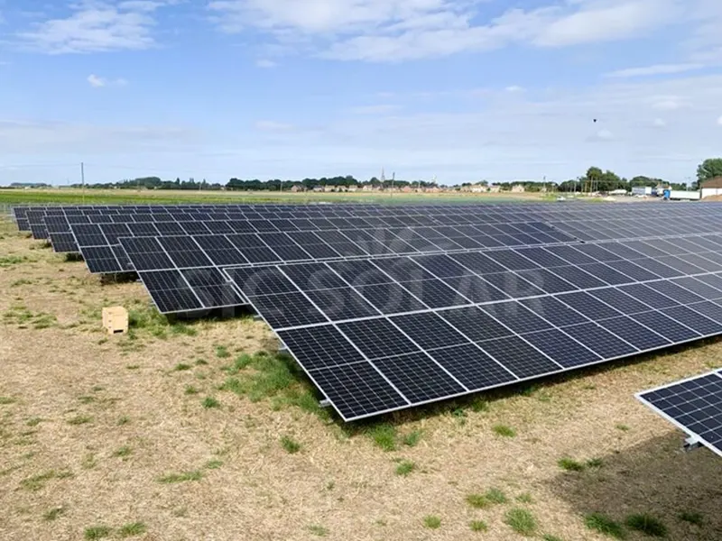 Sistem Sokongan Tanah Suria Keluli Karbon 1.5MW Di Britain