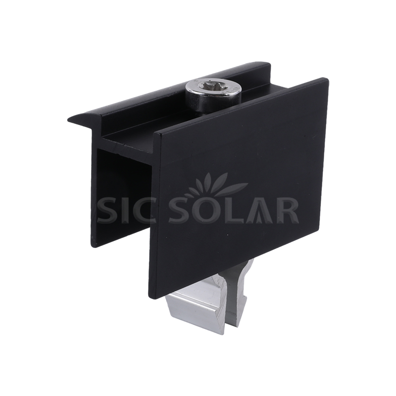 Pengapit Hujung Pemasangan PV Solar
